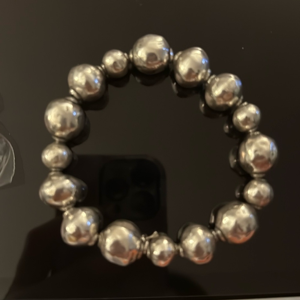 Silpada Atmospheric Distressed Bead Sterling Silver Stretch Bracelet